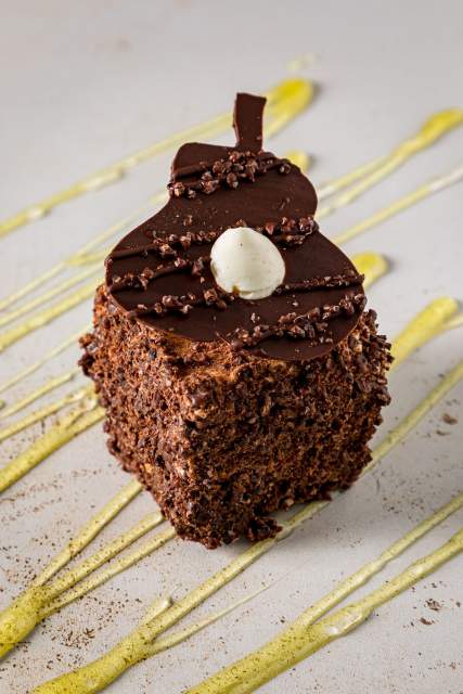 Traiteur pour Mariage à Strasbourg - Part de gateau au chocolat -  Effervescence