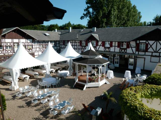 Traiteur pour Mariage  Bas-Rhin 67 - Chapiteau extérieur - Effervescence